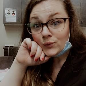 Meet your Posher, Elisabeth